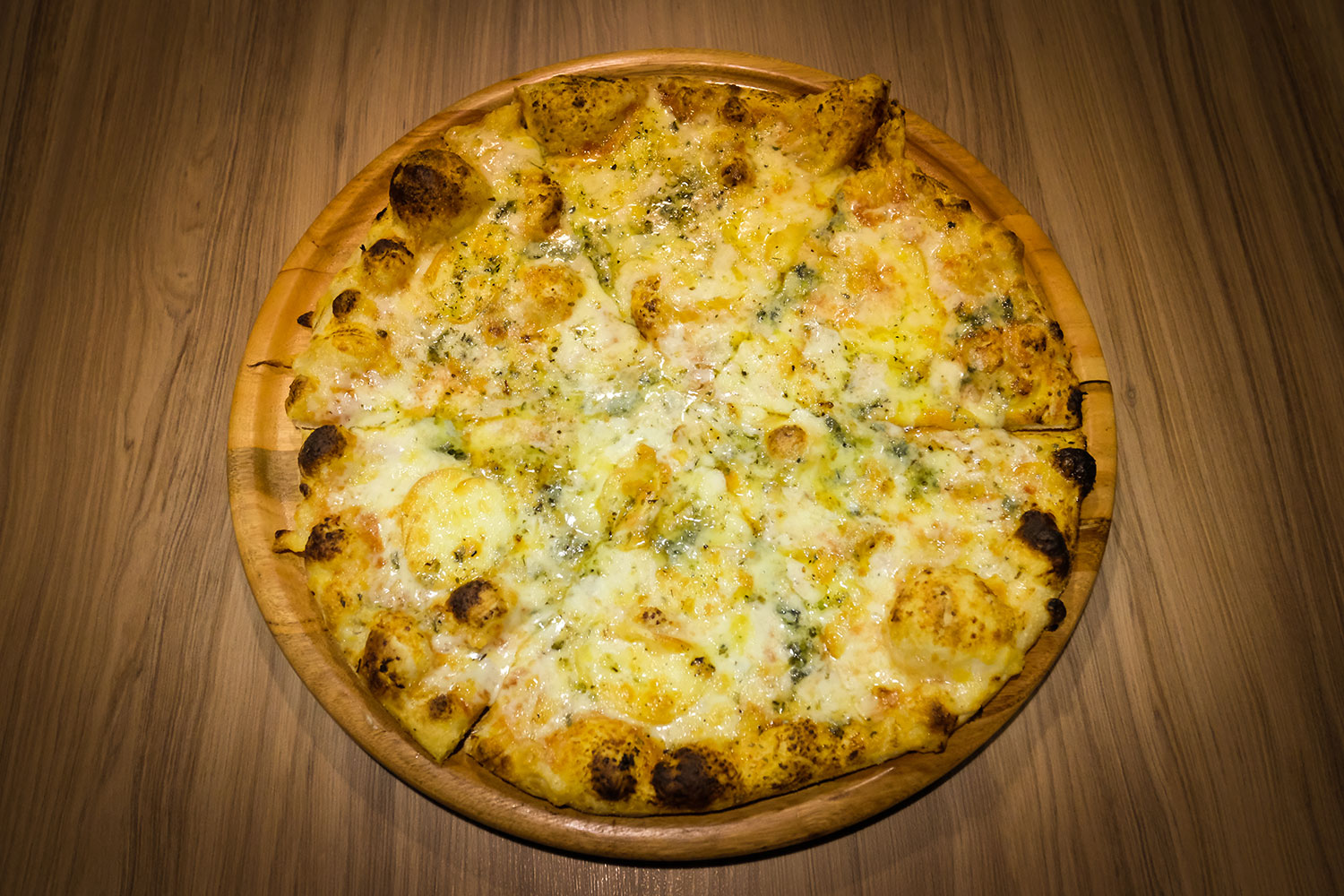 Alecrim-Pizzaria-Delivery-Nova-Friburgo-pizza01